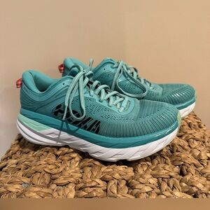 Hoka Women's Teal / Turquoise Bondi 7 Sneakers 7.5